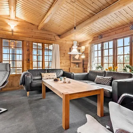 2 Bedroom Awesome In Faaborg * Bøjden